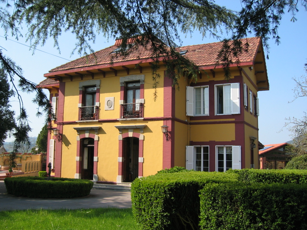 Chalet de Cuno Zapico en San Cucao